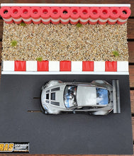 Carica l'immagine nel visualizzatore di Gallery, Modellbau Flex Curbs Rot Weiss