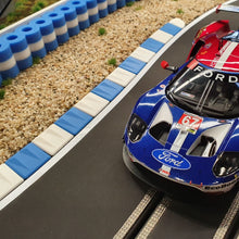 Carica l'immagine nel visualizzatore di Gallery, Modellbau Kiesbett natur auf Diorama von  RAS