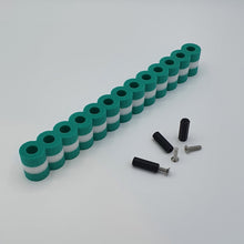 Carica l'immagine nel visualizzatore di Gallery, Reifenstapel grün weiss mit 3 Befestigungen 