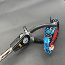 Load image into Gallery viewer, Rennbahngreifer Modellbau mit Porsche